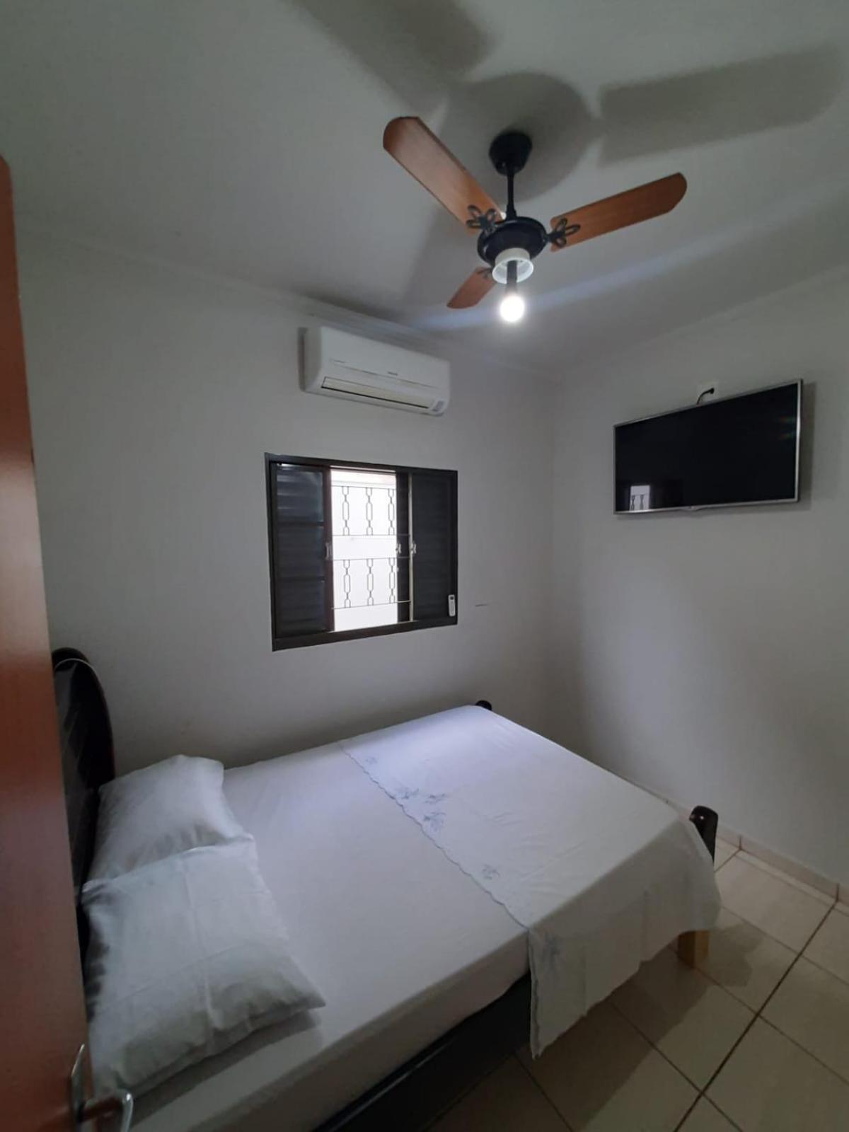 Divina Luz Casa De Temporada Olimpia Villa Kültér fotó